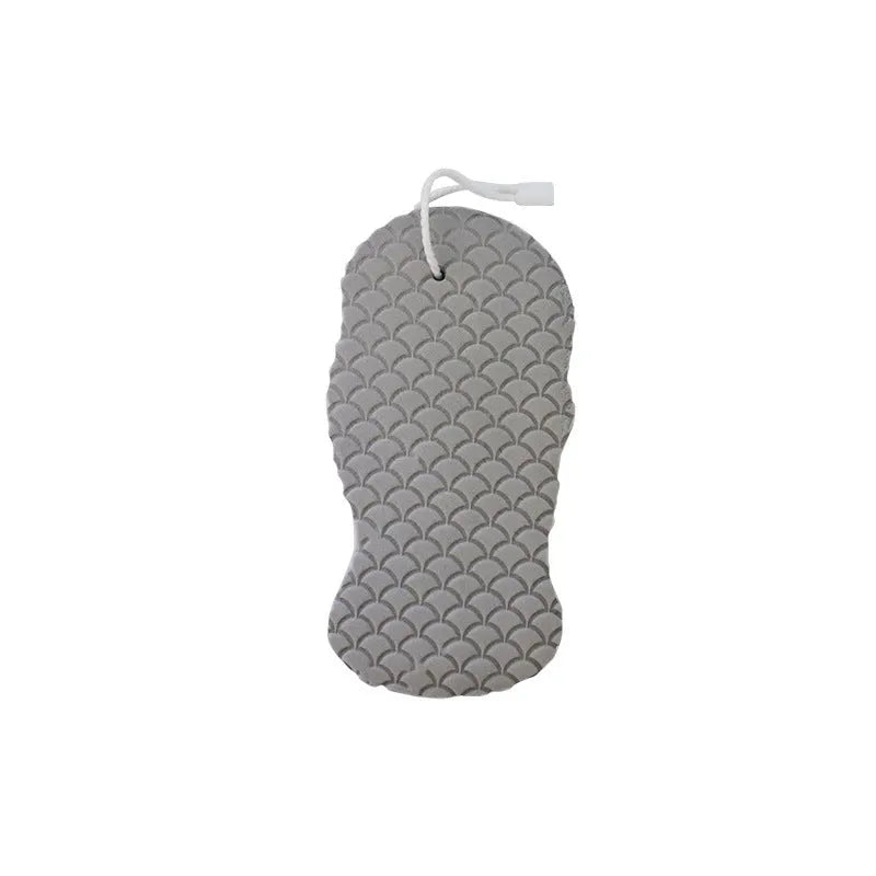 3D fish scale pattern bath sponge in white, grey, pink and light blue colours for body exfoliation