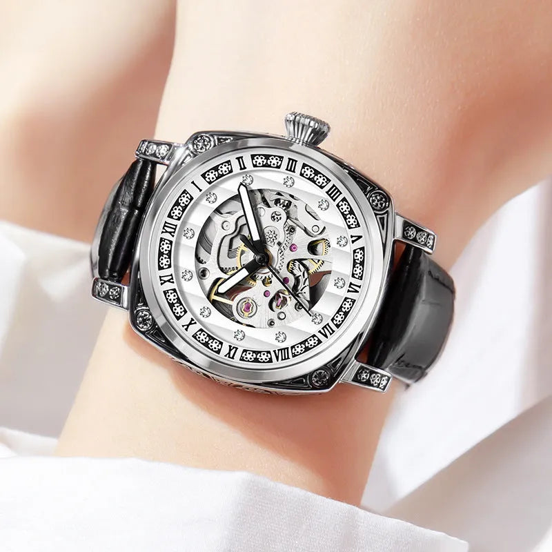 Mechanical watch with luminous hands and leather strap in multiple colour options