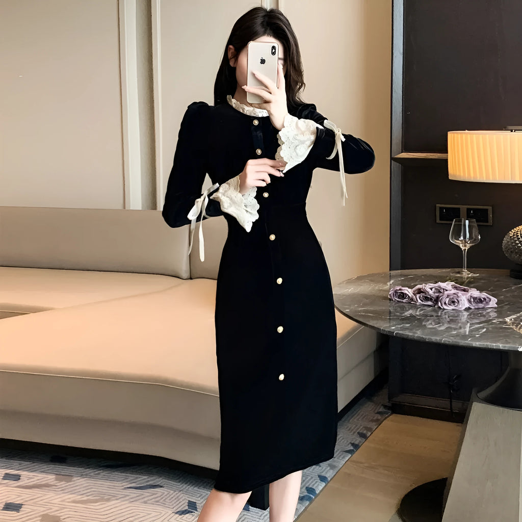 Black French lace spliced velvet dress with long sleeves for men and women