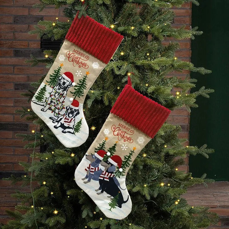 Cloth Christmas tree pendant measuring 46x28cm for pet accessories and festive storage