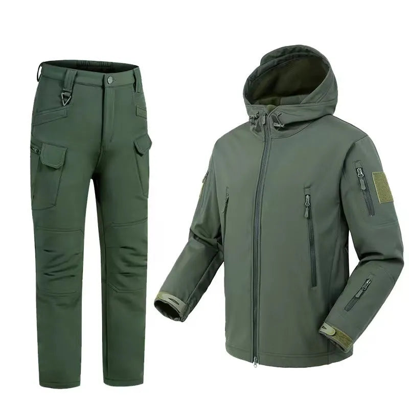 Men's soft shell camouflage jacket in black, grey, green or khaki with fleece lining, windproof waterproof, sizes S-XXXL, includes pants.