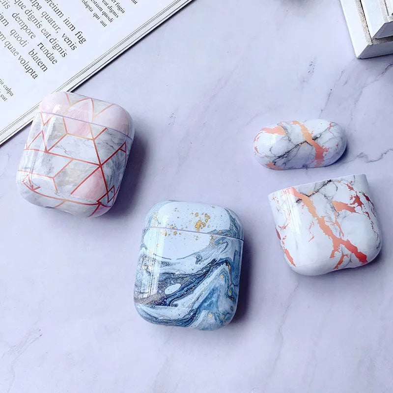 White crack marble pattern hard PC protective case for Apple AirPods charging box.
