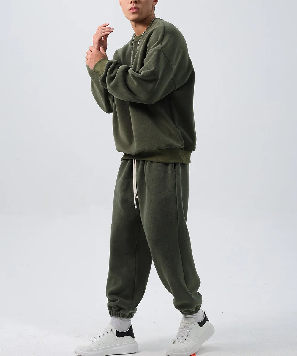 Men's polar fleece sports suit with crew neck coat and padded trousers in winter colours