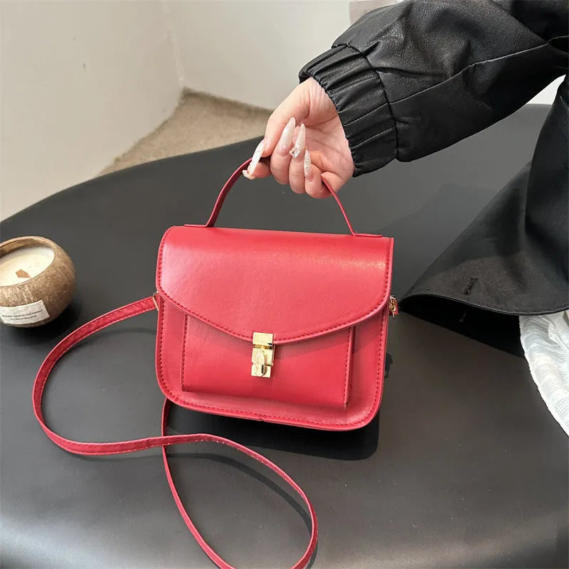 Retro style horizontal square messenger bag in PU leather with crossbody strap