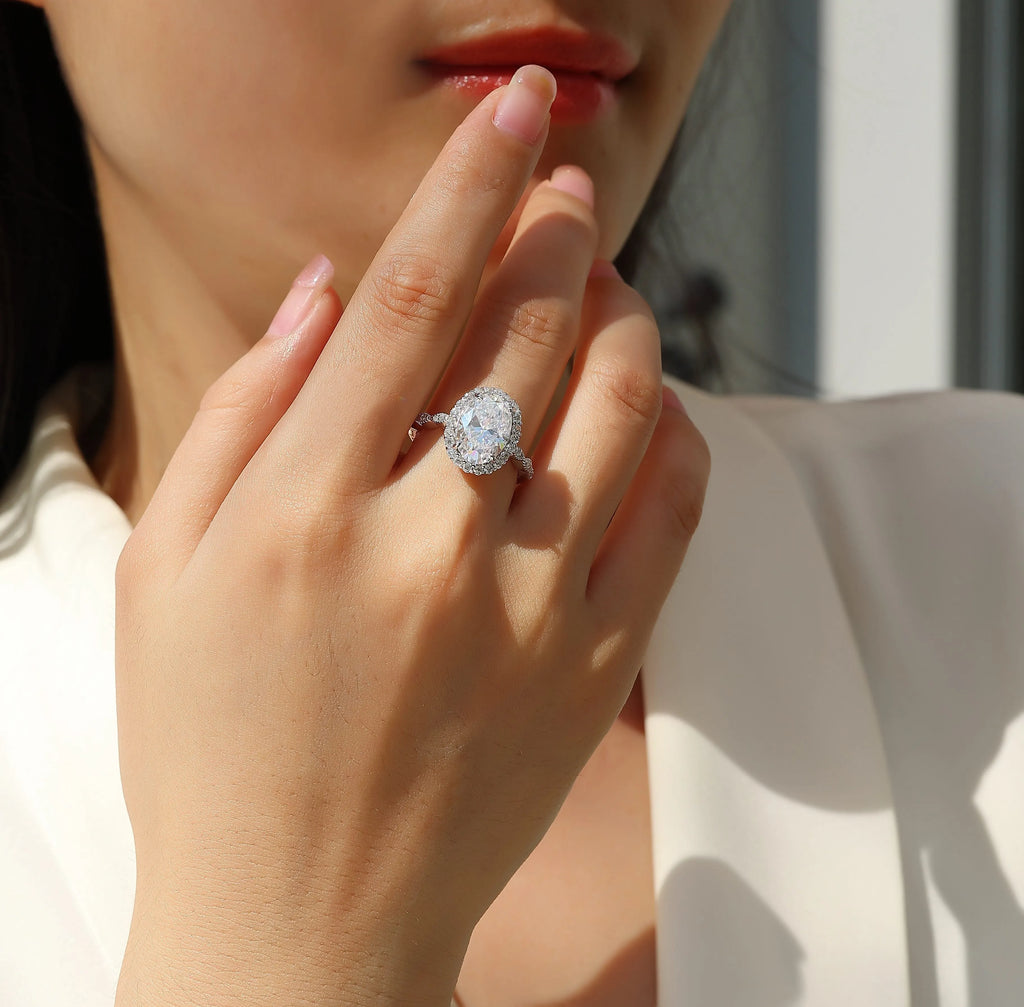 Moonlight Pupil egg-shaped moissanite wedding ring set in S925 silver with platinum plating