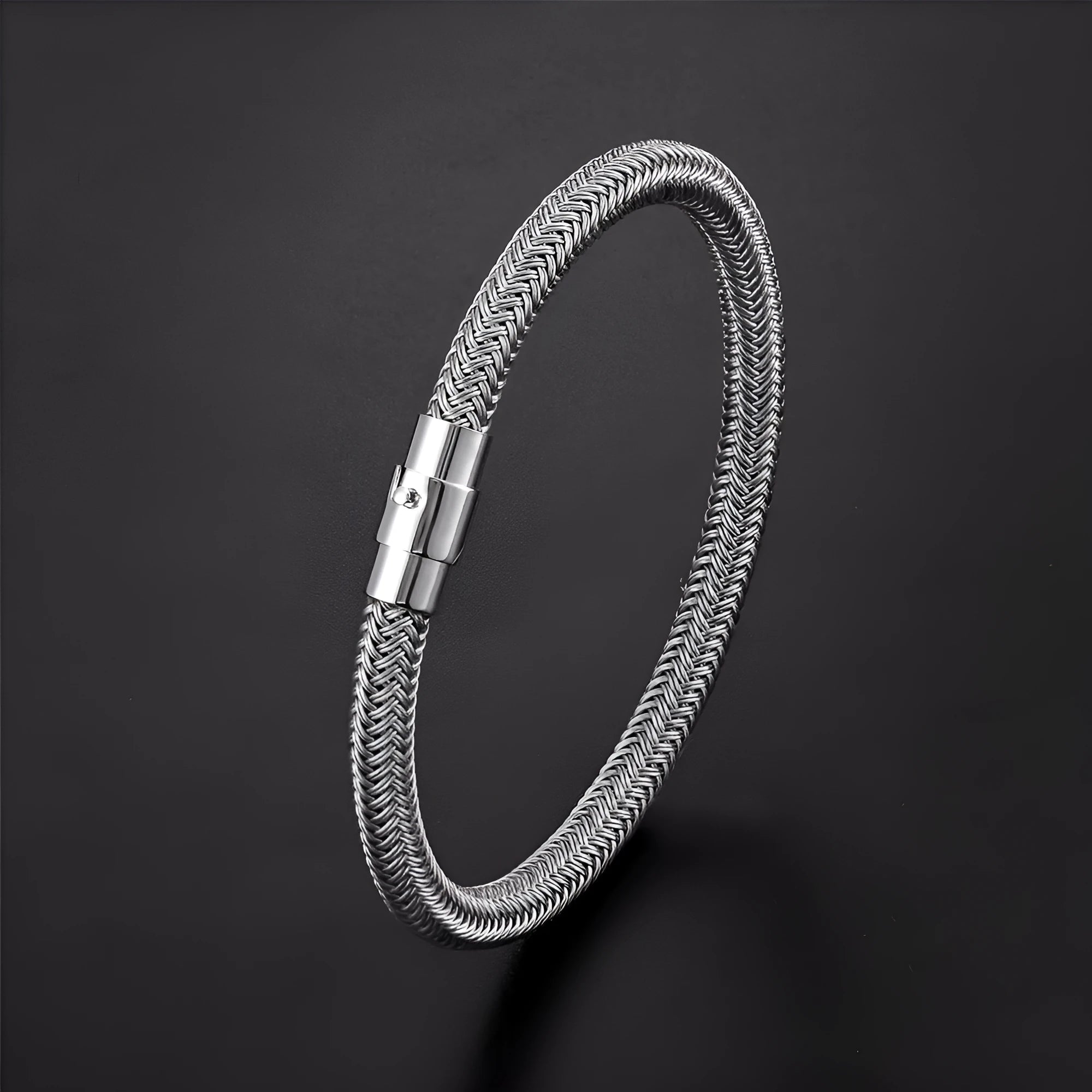Men's titanium steel geometric wire bracelet with a magnetic clasp in a boyfriend style.