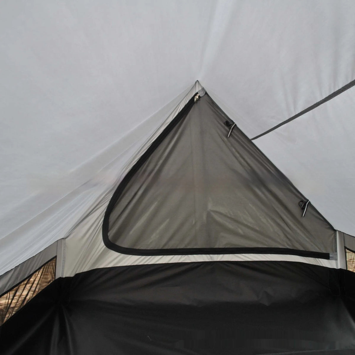 Brown A-line tent for 2-3 people with PU4000 waterproof fabric, 210x150x110cm, set in a grassy campsite.