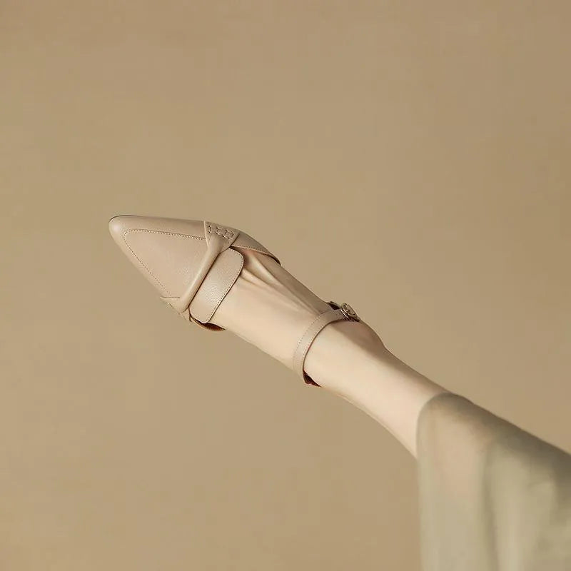Pointed toe chunky heel retro closed toe women's sandals in apricot or milky white with sheepskin lining