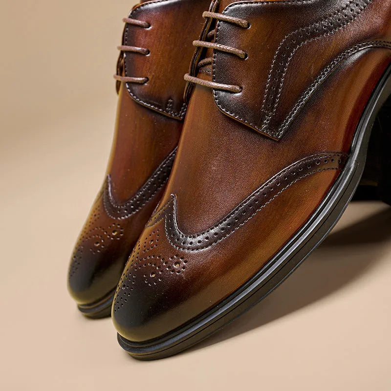 Men's leather Oxford brogue shoes in black and dark brown with round toe and rubber sole