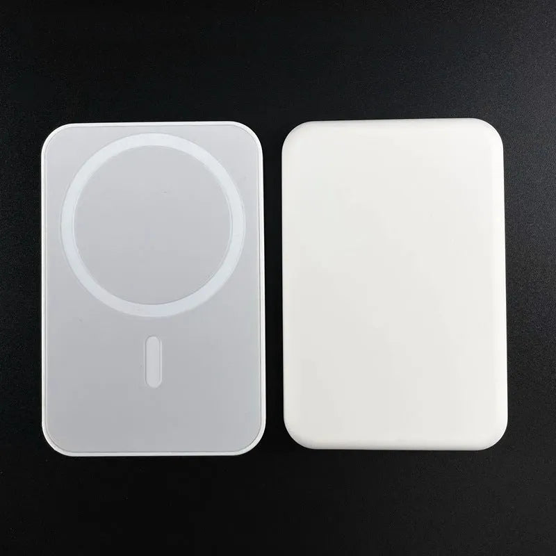 White portable power bank with magnetic wireless charging and 5000mAh capacity