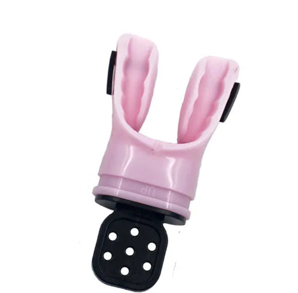 Plastic free diving mouthpiece made from edible silicone measuring 110mm length