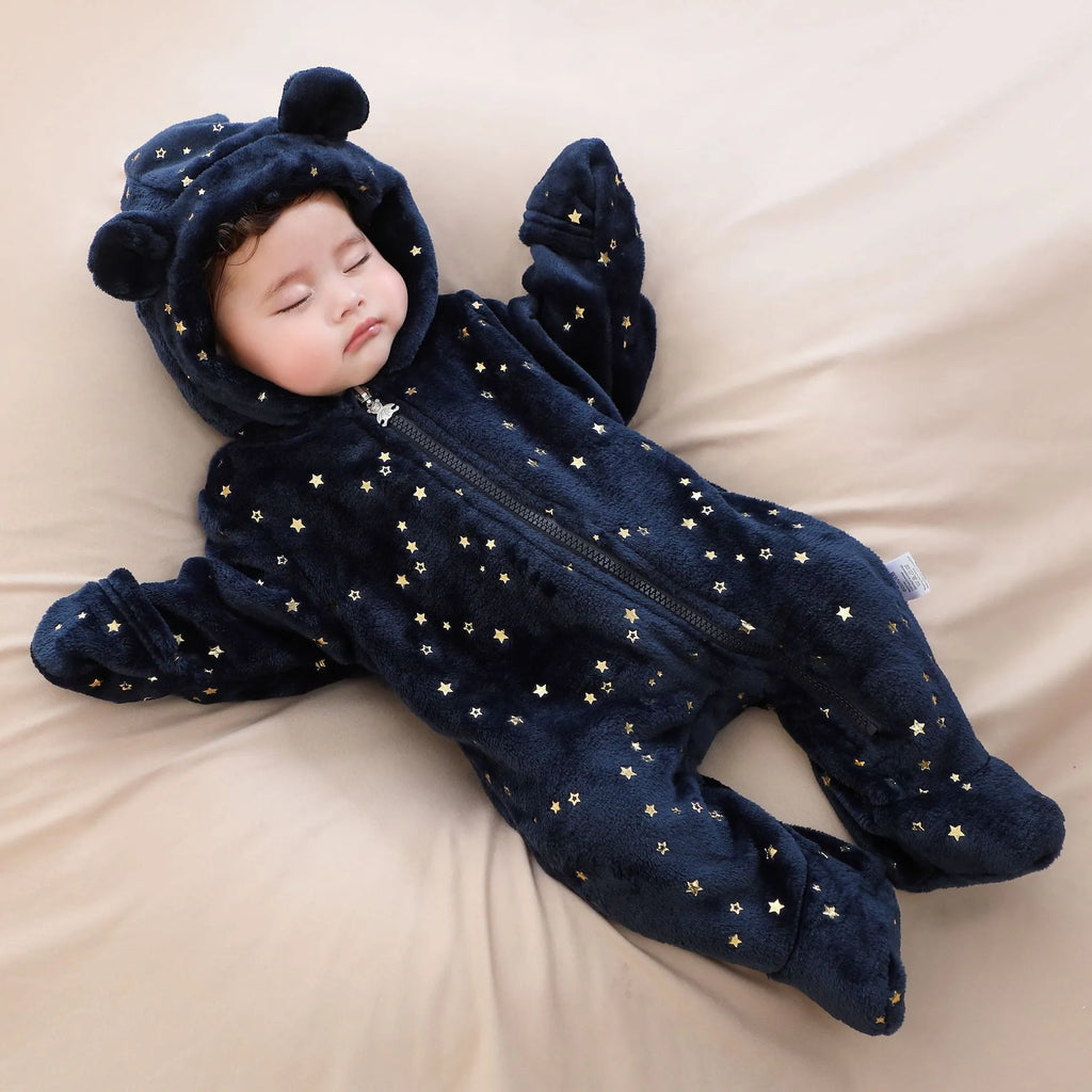 Fleece-lined flannel baby jumpsuit in bronzing bear design, suitable for 50-80cm height