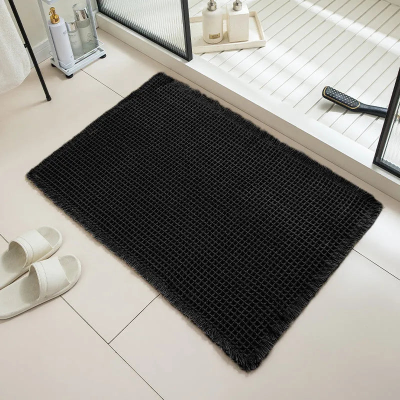 Non-slip checkered pattern bathroom carpet in polyester fibre available in multiple colours and sizes