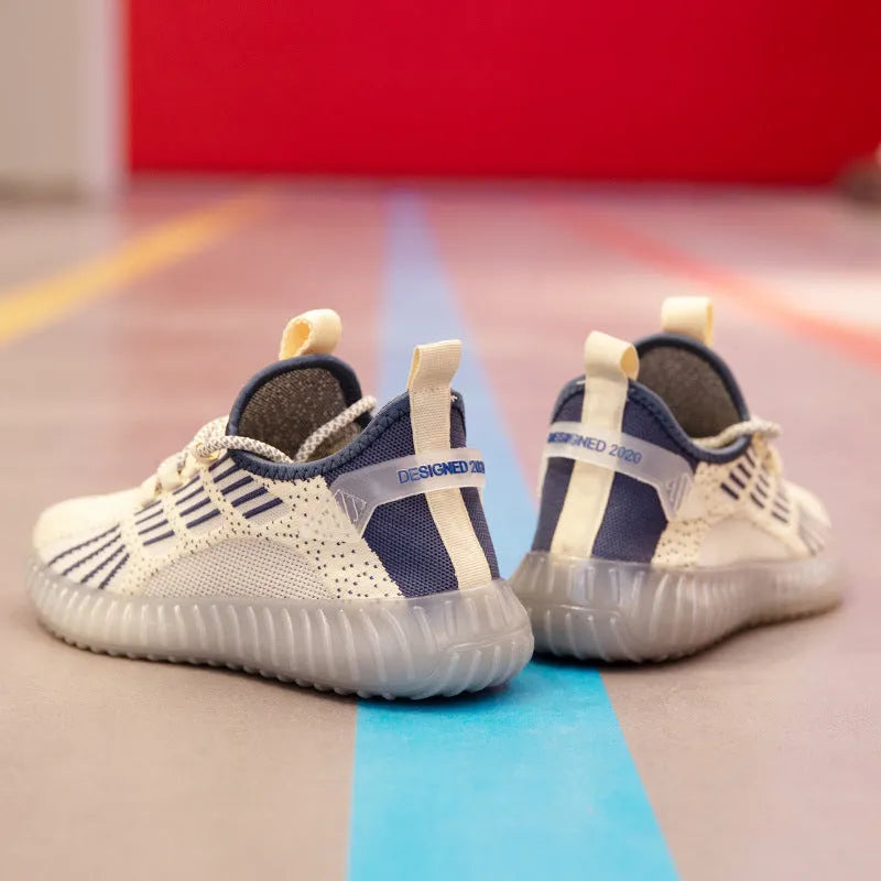 Men's white low-top platform sports shoes made from breathable flying fabric with a round toe and mesh lining.