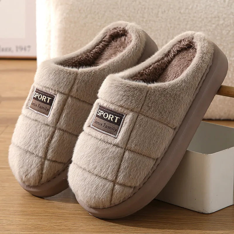 Men's plaid pattern winter slippers with thick sole and wool lining in brown colour