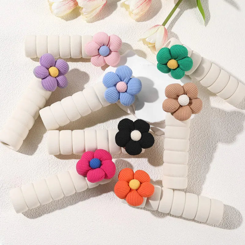 Flower door handle protective casing in beige with PEVA anti-collision soft cover on a round handle
