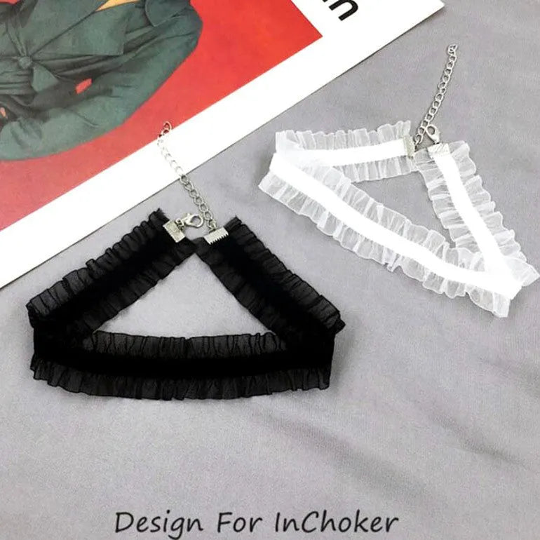 Velvet ruffled clavicle necklace with alloy flower pendant on snake bones chain