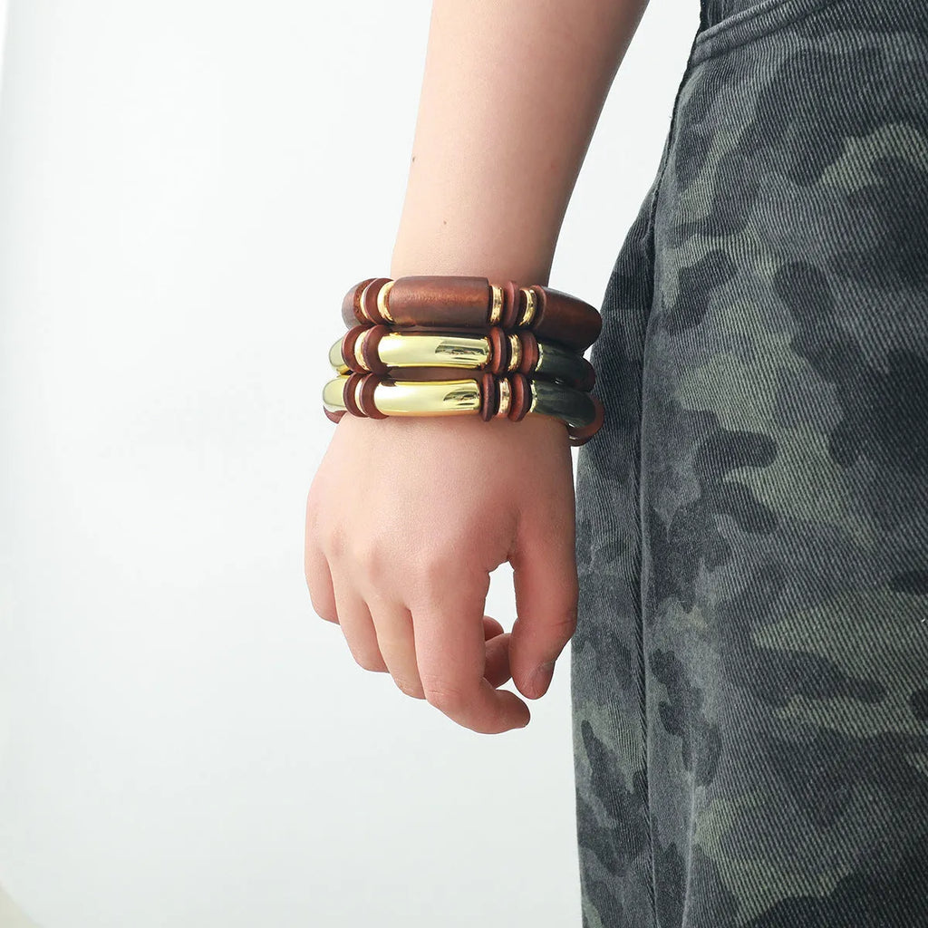 Women's multi-layer wooden necklace and bracelet set with alloy round pendant