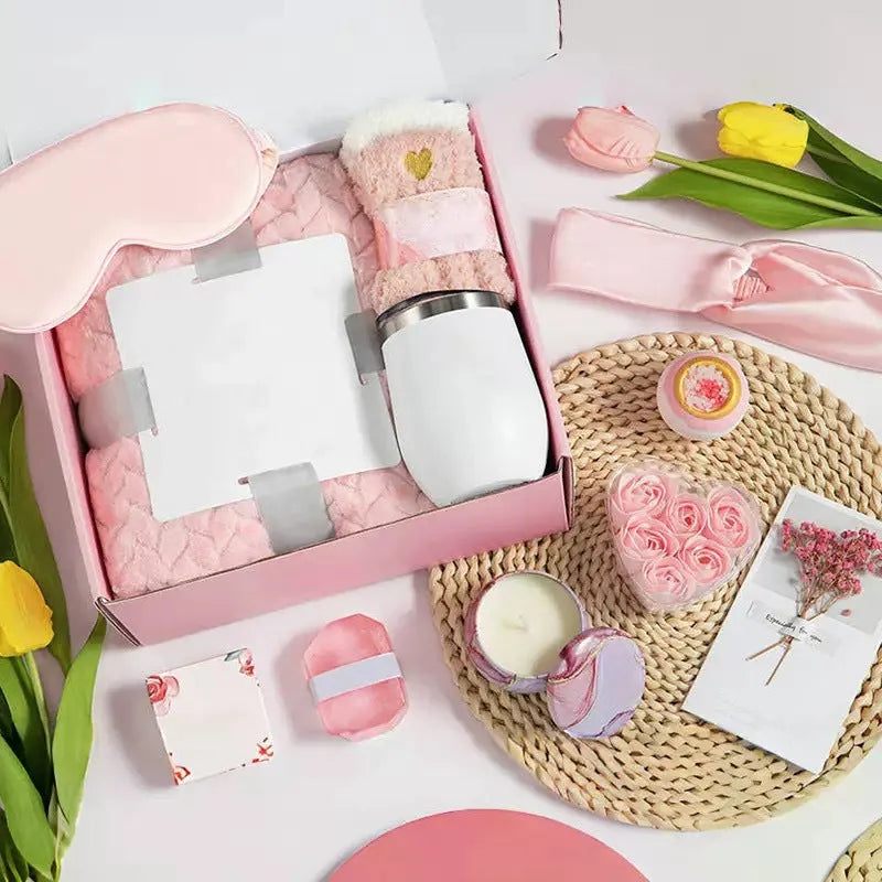 Soy wax aromatherapy candle bath set gift box showing modern design options.
