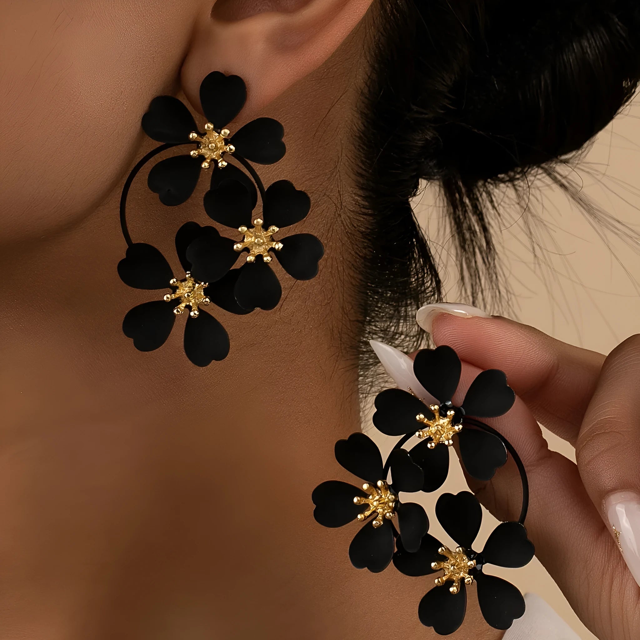 Retro flower-shaped iron earrings for women in black or white with European-American styling