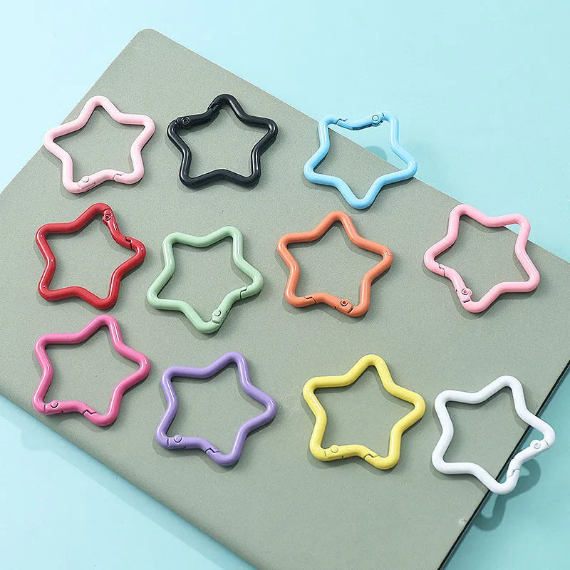 Zinc alloy five-pointed star keychain in selected colour for backpack decoration