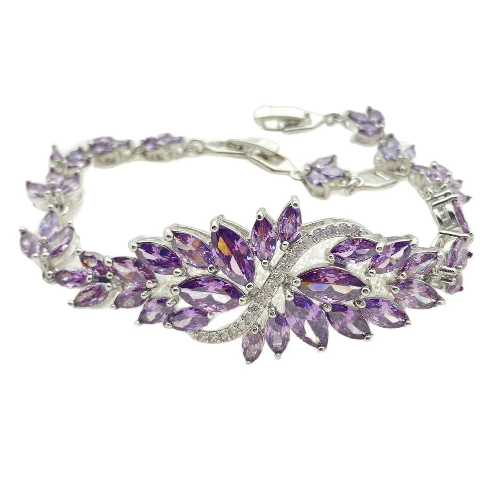 Heavy industry style women's bracelet with gold electroplating, zircon inlays, and ice flower patterns