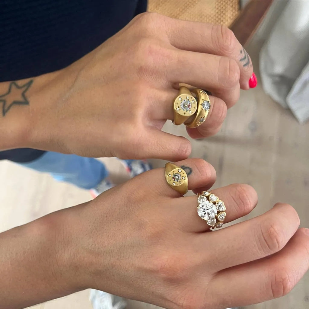 New Flower Stainless Steel Light Luxury Painted Ring in geometric shape with floral motif, available in multiple colours including Daisy and Peach Pink