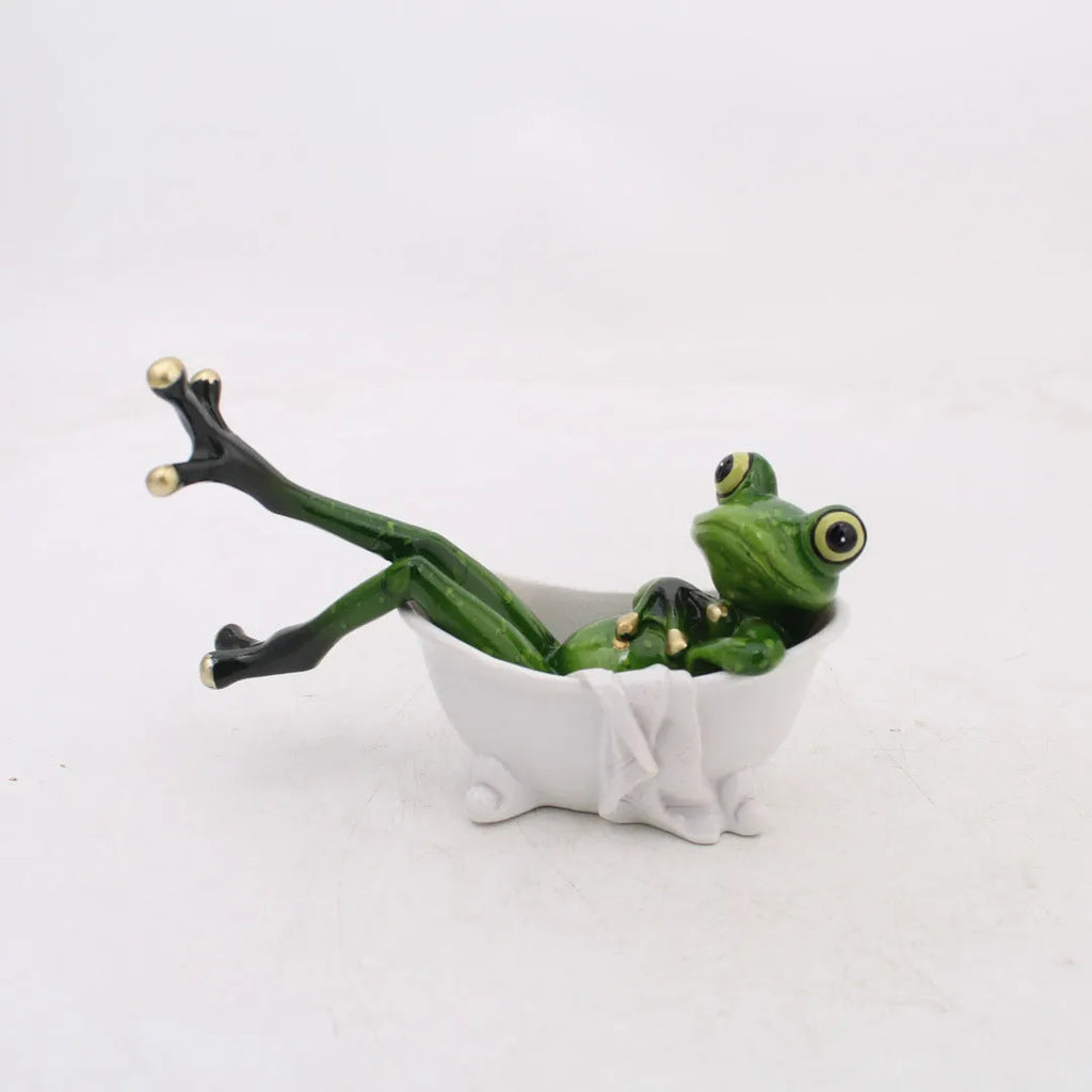 Pastoral style resin frog decoration for home interior display