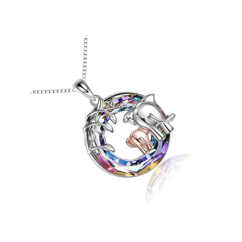 Animal-shaped women's necklace with Saturn pendant on adjustable chain