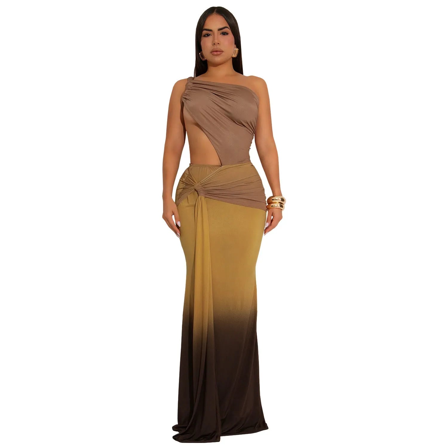 Women's gradient colour off-the-shoulder sleeveless summer dress with a high waist and long skirt.