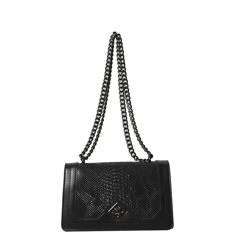 Fashion snakeskin pattern retro crossbody bag in PU with crocodile pattern and chain detail, horizontal square shape
