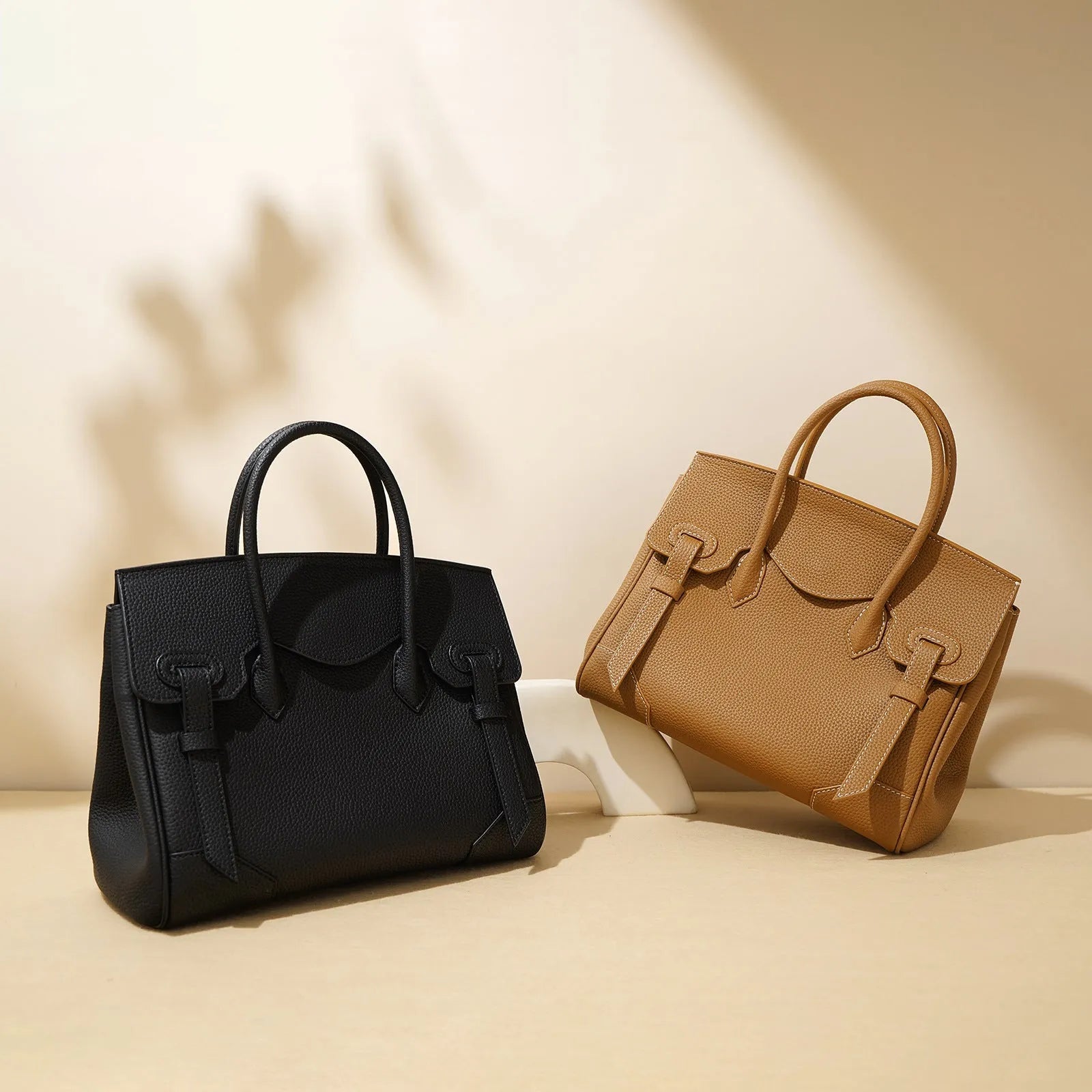 Top layer cowhide genuine leather large capacity tote bag 26x14x20cm in urban simplicity style