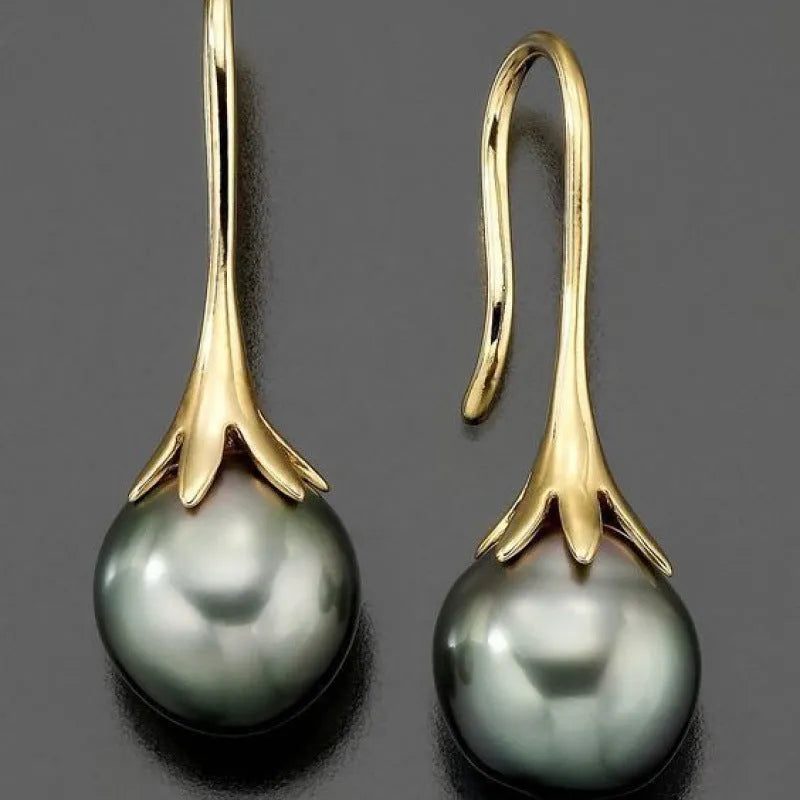 Women's retro fashion alloy earrings with electroplated imitation gold finish