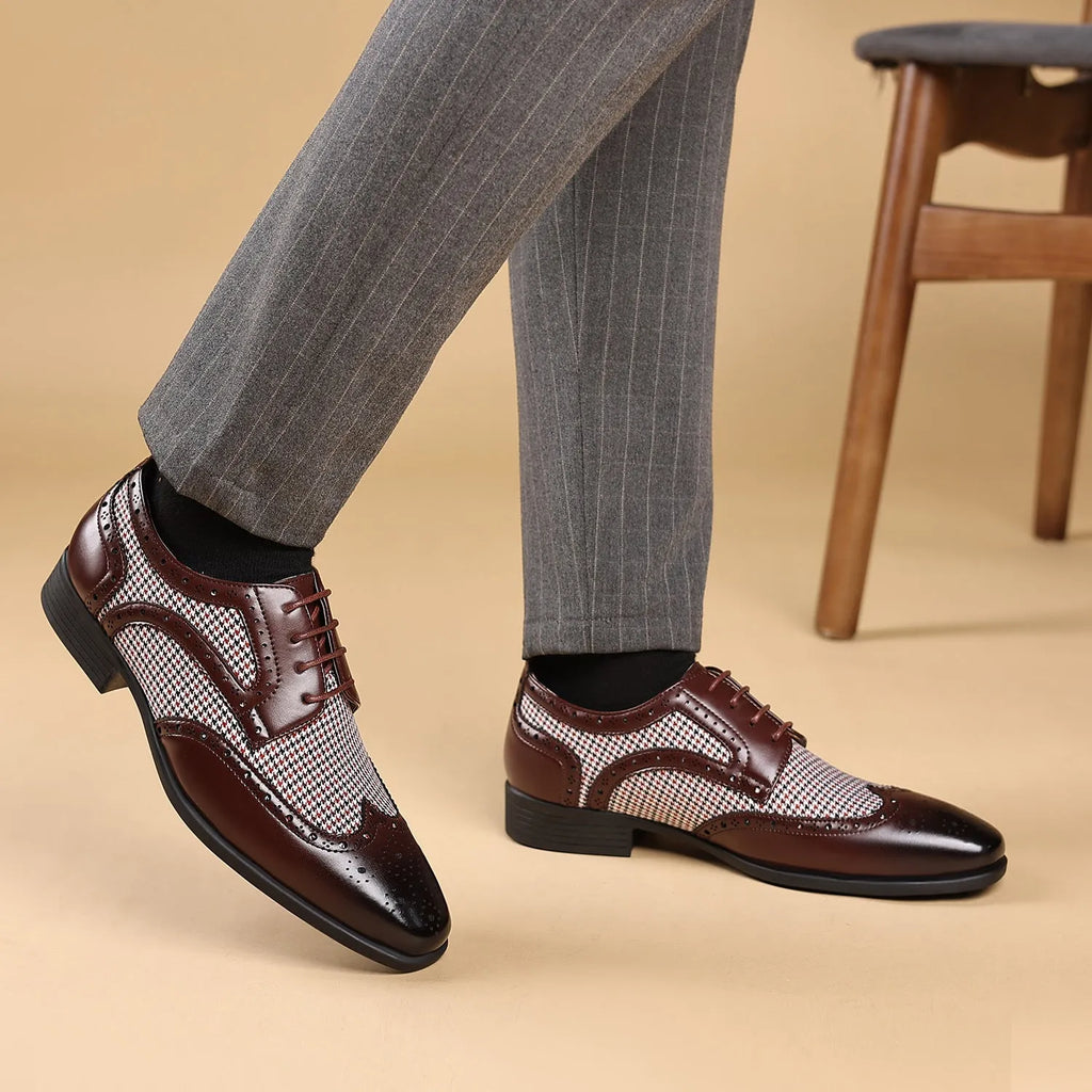 Men's imitation houndstooth plaid casual shoes with square toe and lace-up front