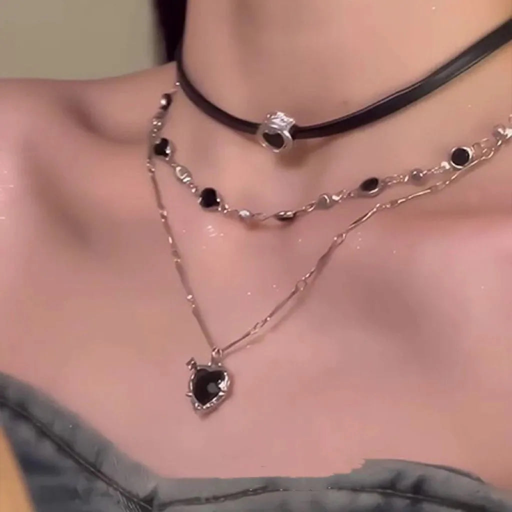 Women's creative multi-layer twin necklace with heart-shaped alloy pendant on adjustable clavicle chain