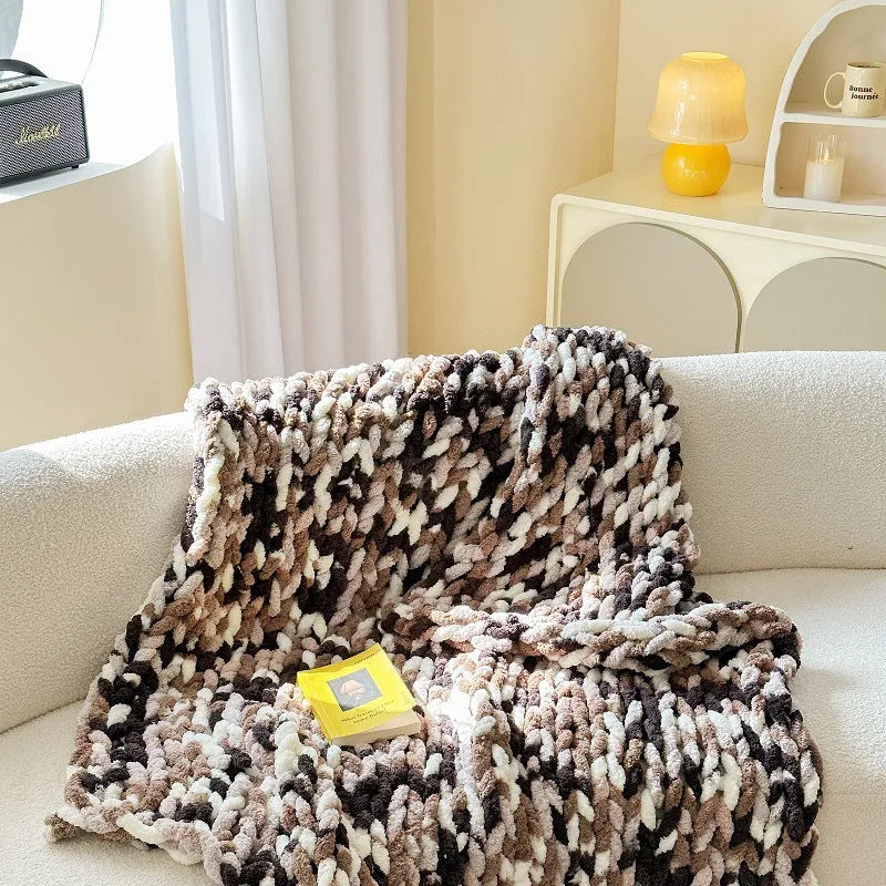 Chenille striped cover blanket measuring 130x170cm in winter thickened design with thick ice bar dyed pattern