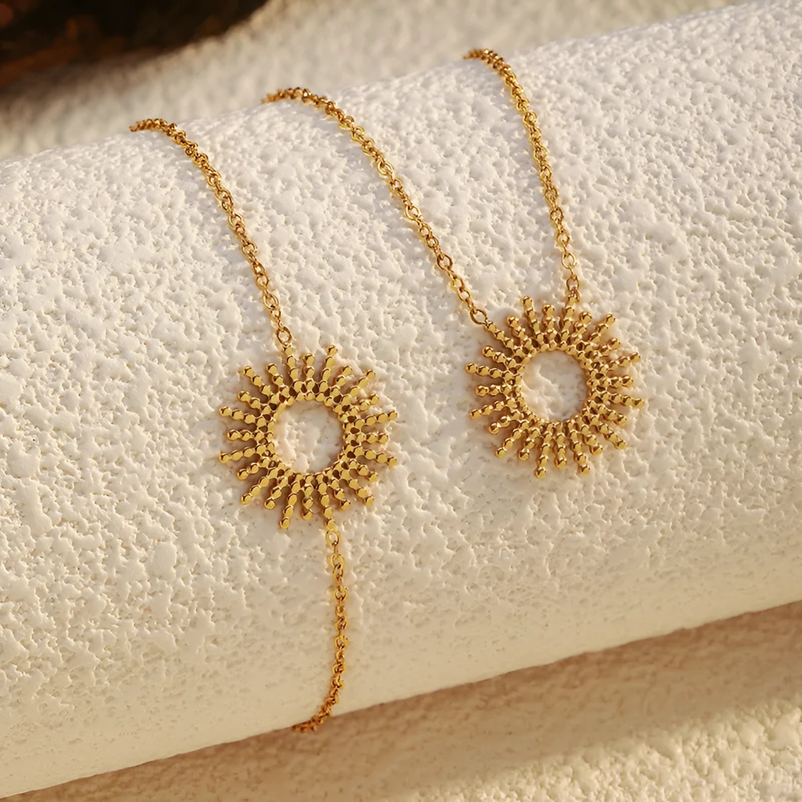 SUNFLOWER series 14K stainless steel gold chain necklace and bracelet set with geometric design