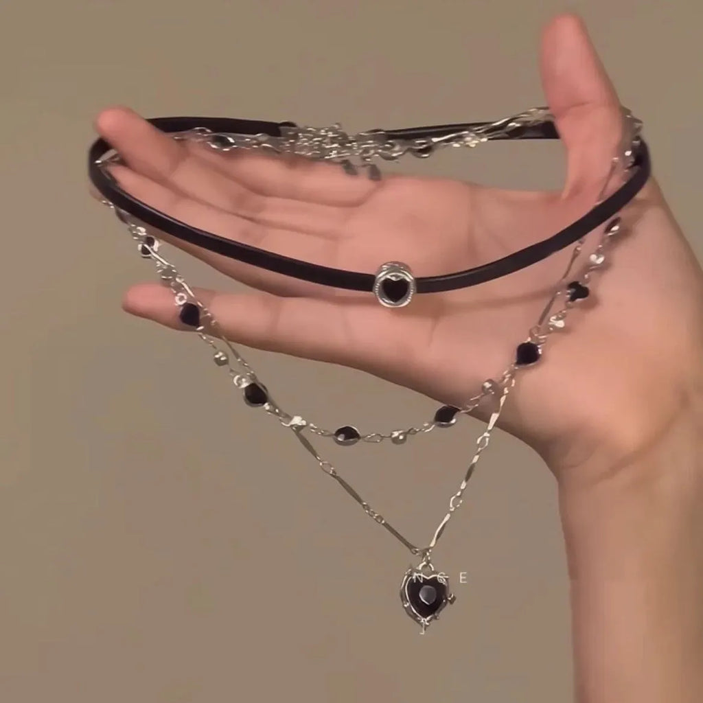 Women's creative multi-layer twin necklace with heart-shaped alloy pendant on adjustable clavicle chain