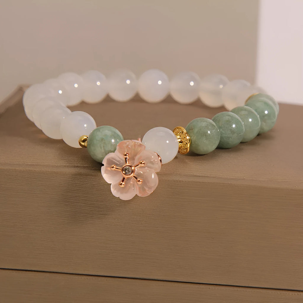 Women's emerald agate crystal bracelet with jadeite flower pendant and white agate beads