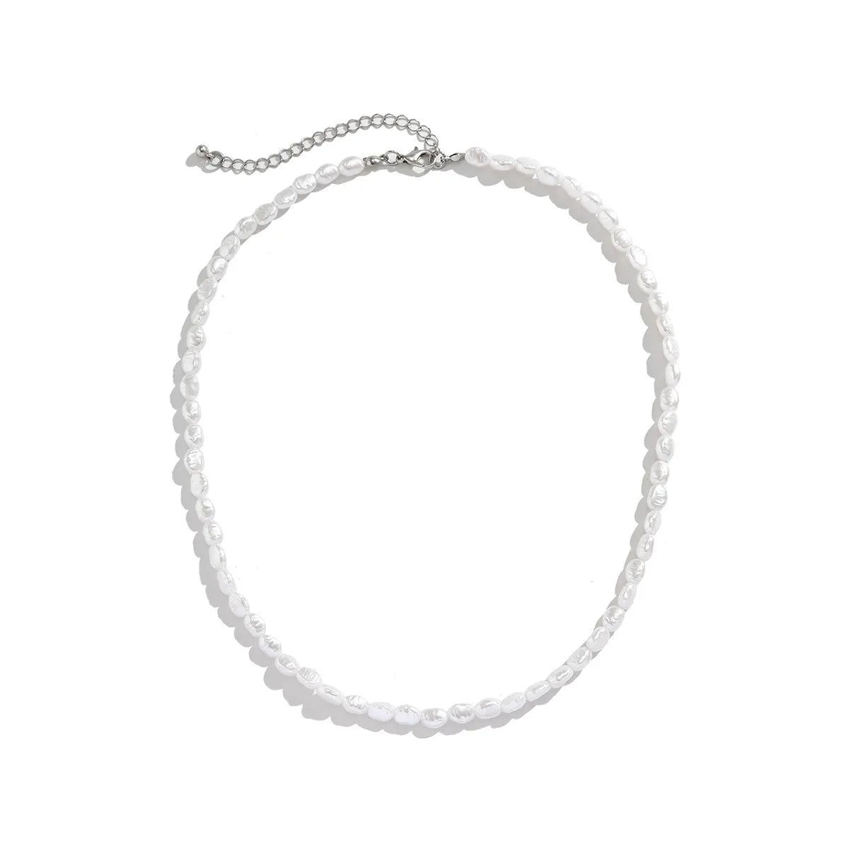 White U-shaped men's imitation pearl necklace with shellfish pendant on pearl chain.