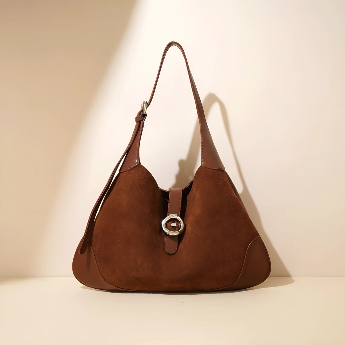 New shoulder bag retro commuter cowhide niche oval shape matte finish black colour with single strap