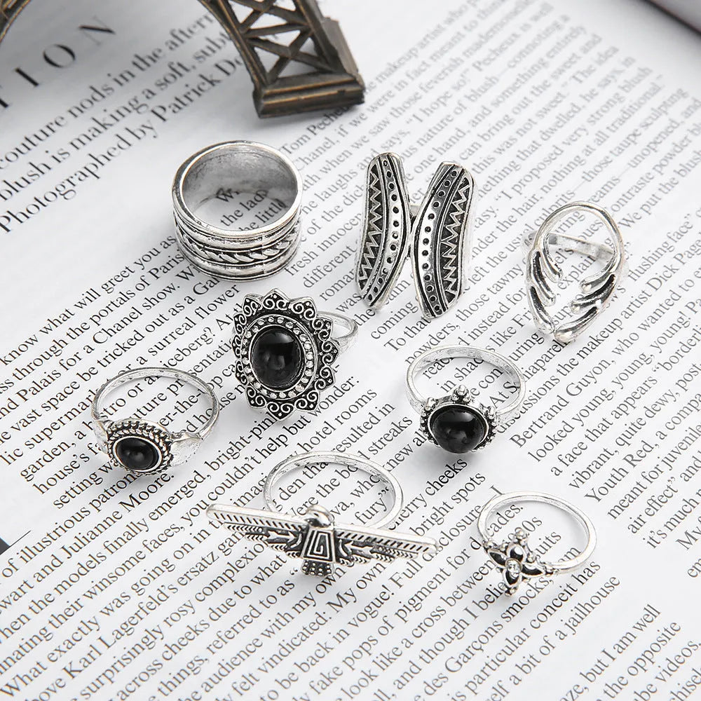 Alloy black gem U-shaped electroplated ring on display, silver colour option