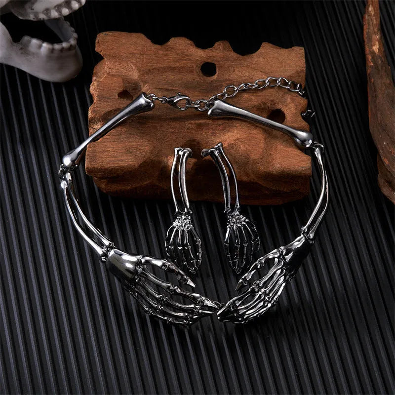 Skull and ghost claw necklace and earrings set in dark style with adjustable chain