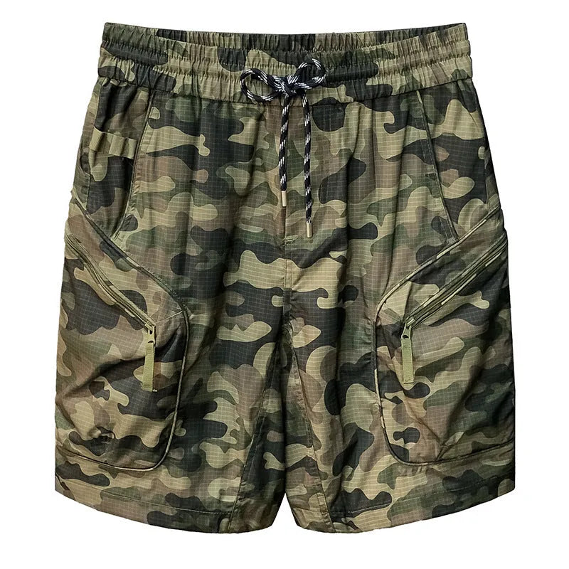 Man wearing loose-fit camouflage cargo shorts made from quick-dry cotton blend fabric
