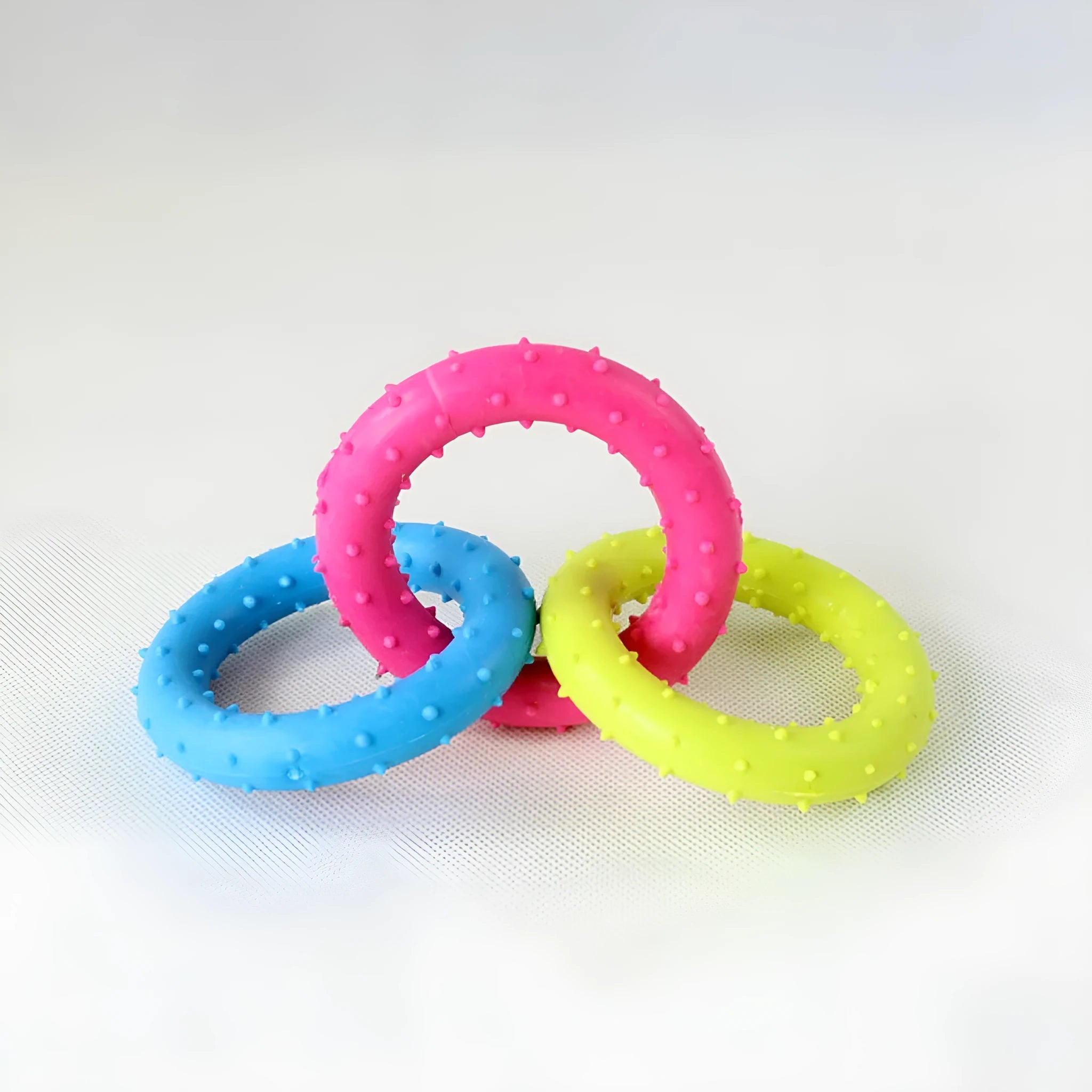 TPR rubber three-chain dog chew toy for aggressive chewers and molar stimulation