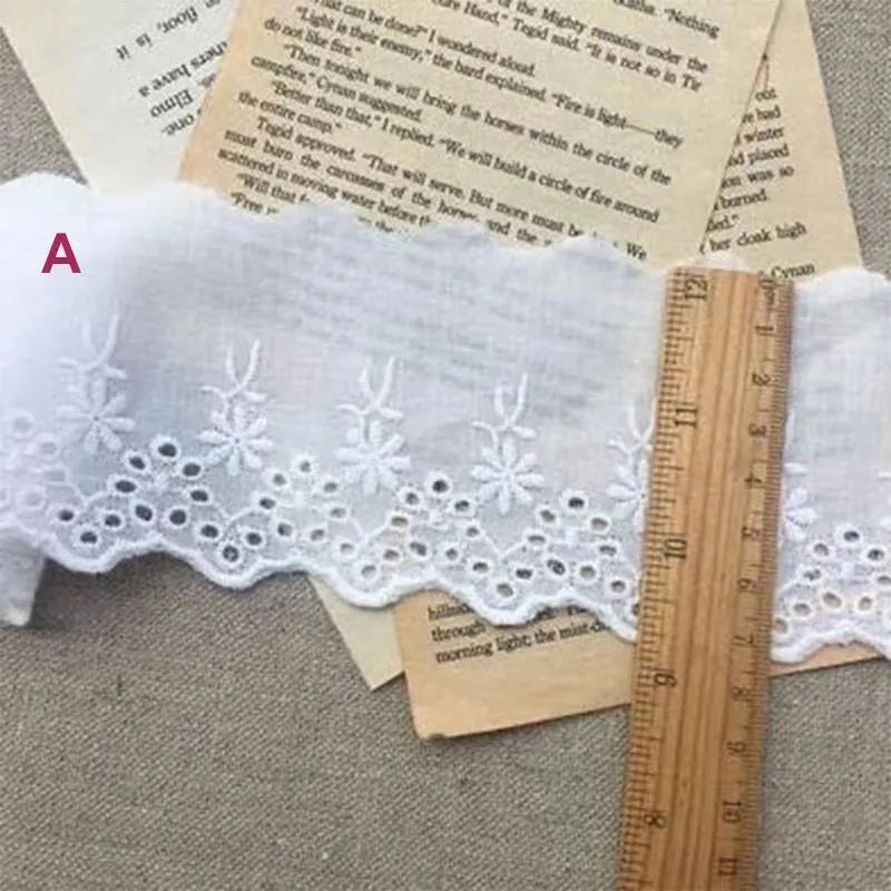 Cotton embroidered lace fabric trim with floral cutout pattern for clothing decoration