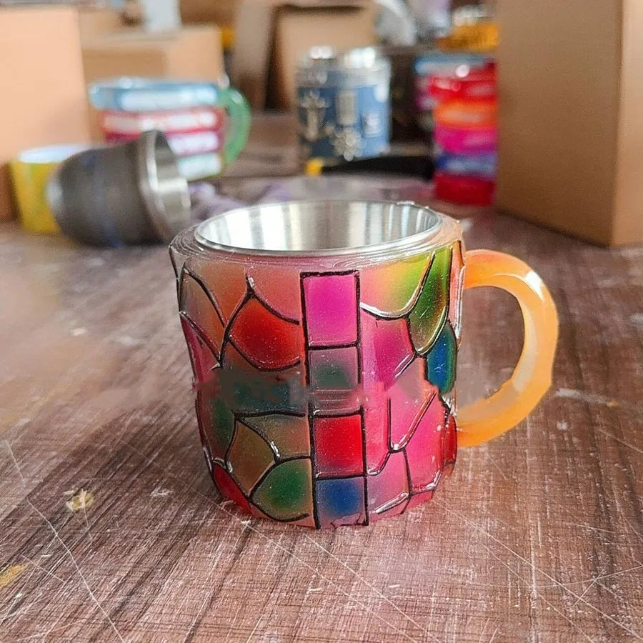 Decorative resin coffee cup with painted bookmark design in American library style, measuring 13cm tall