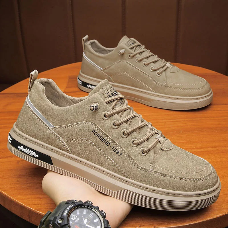 Men's round-toe casual shoes in khaki with a non-slip rubber sole and artificial PU upper.
