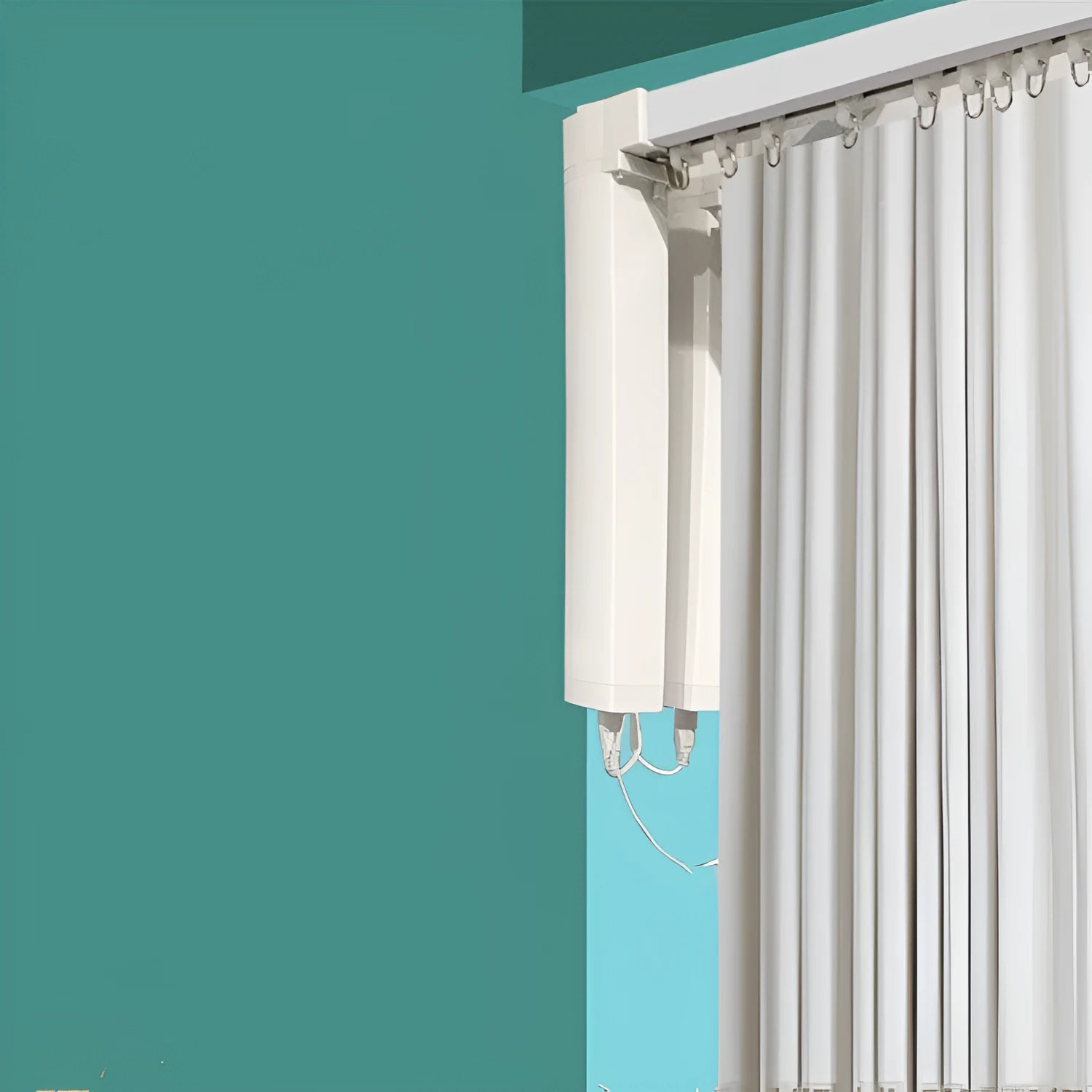 Duya smart electric curtain motor with remote control on aluminium track for home automation.