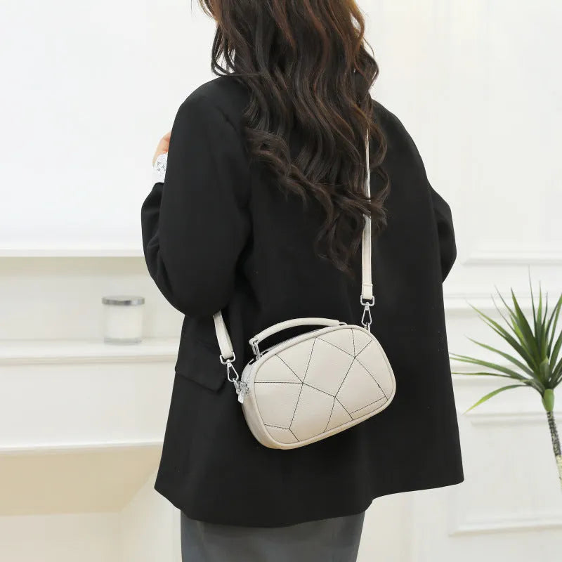Fashion three-layer retro patchwork small bag in PU, round shape, stitching detail, 20x15 cm